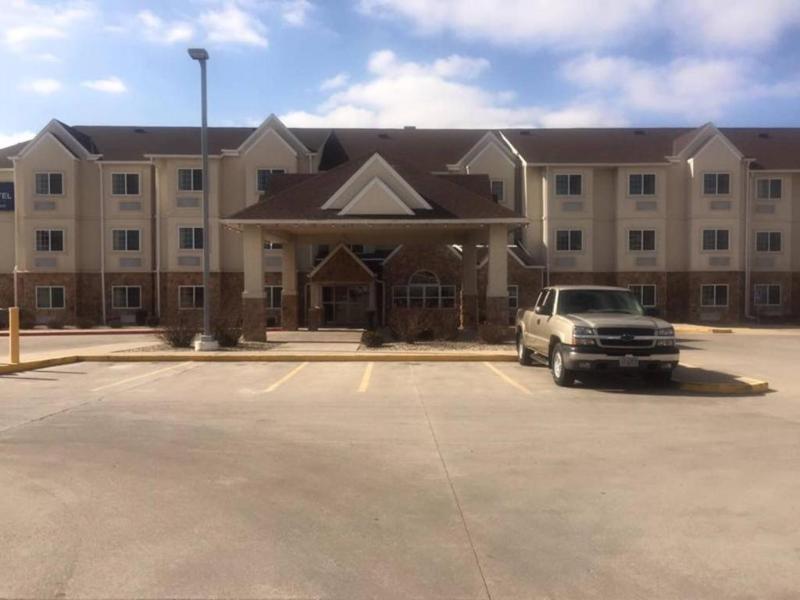 Microtel Inn & Suites By Wyndham Quincy Downtown - River Area Bagian luar foto